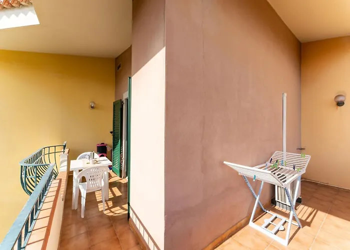 Modern House In Apartman